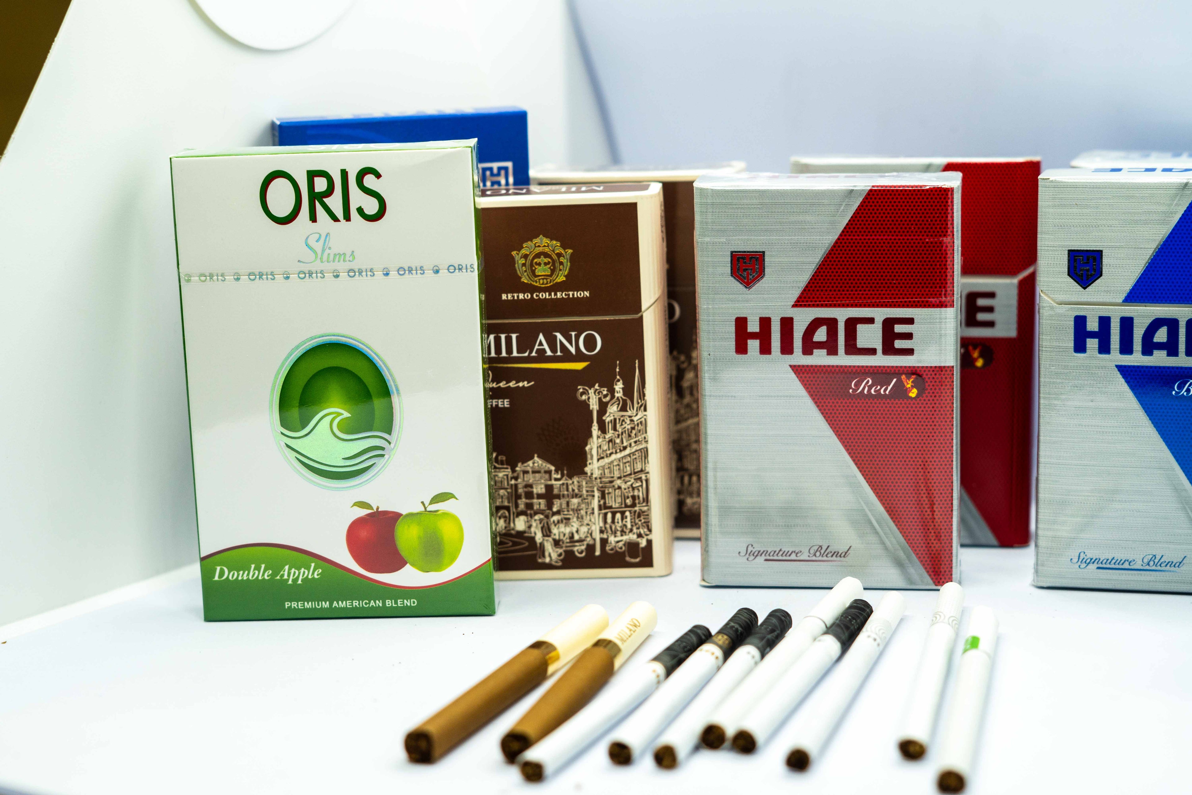 Cigs