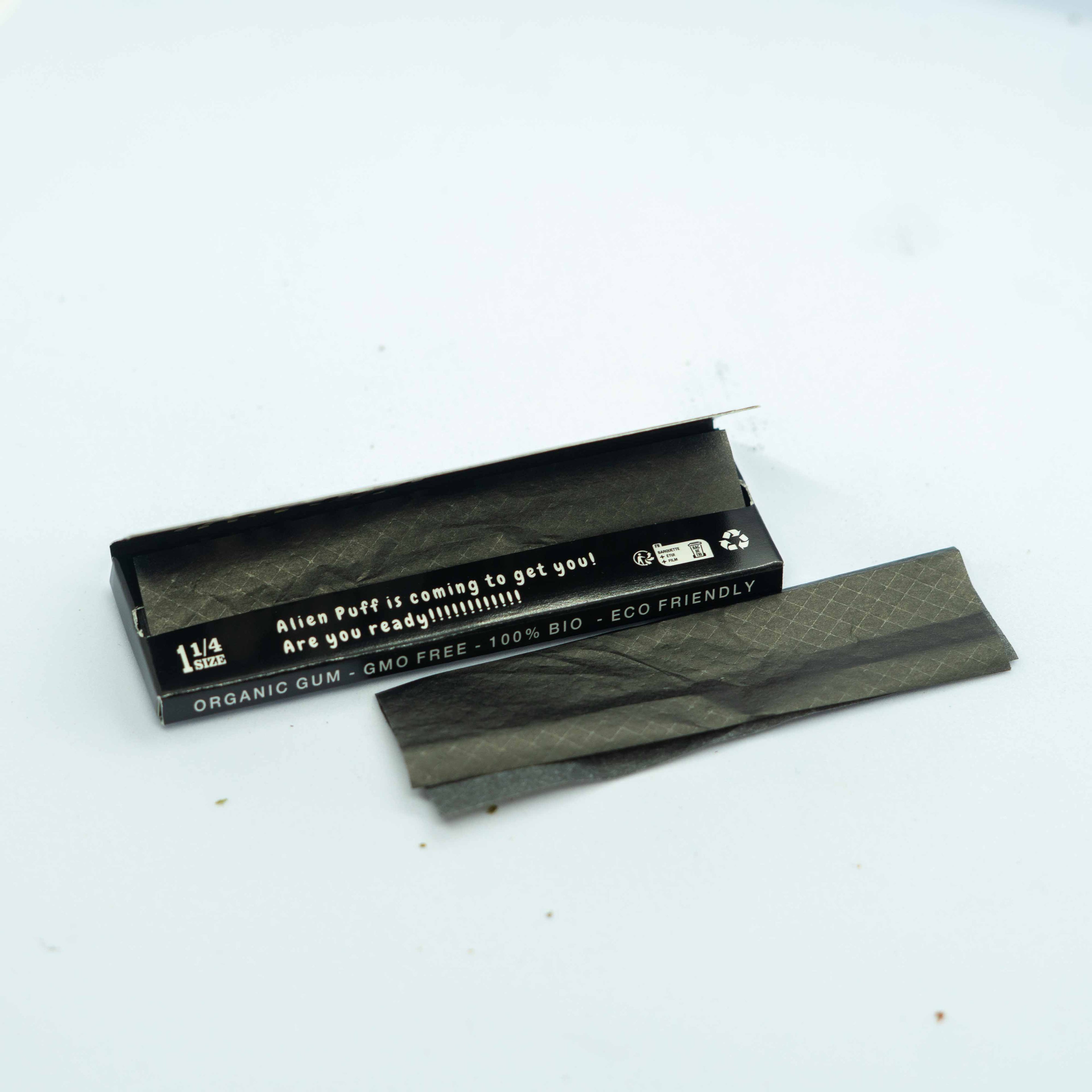 Alien Go 1 1/4 Size Purple Rolling Papers